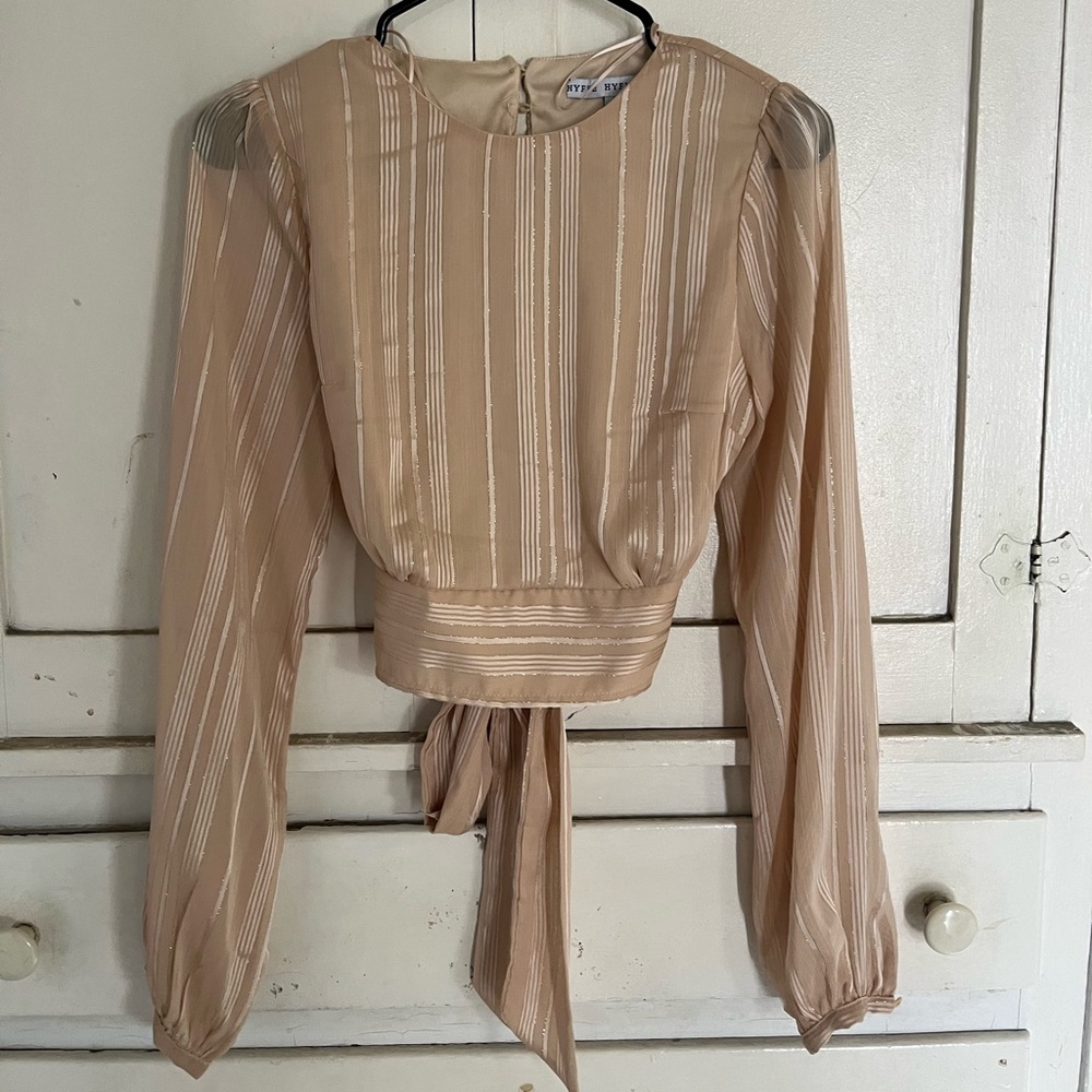 Women top open back